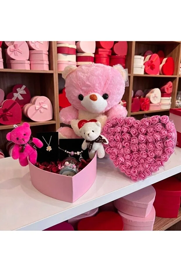 Sevgiliye arkadaşa hediye Büyük peluş 2 adet küçük peluş pandora bileklik yonca kolye kar küresi